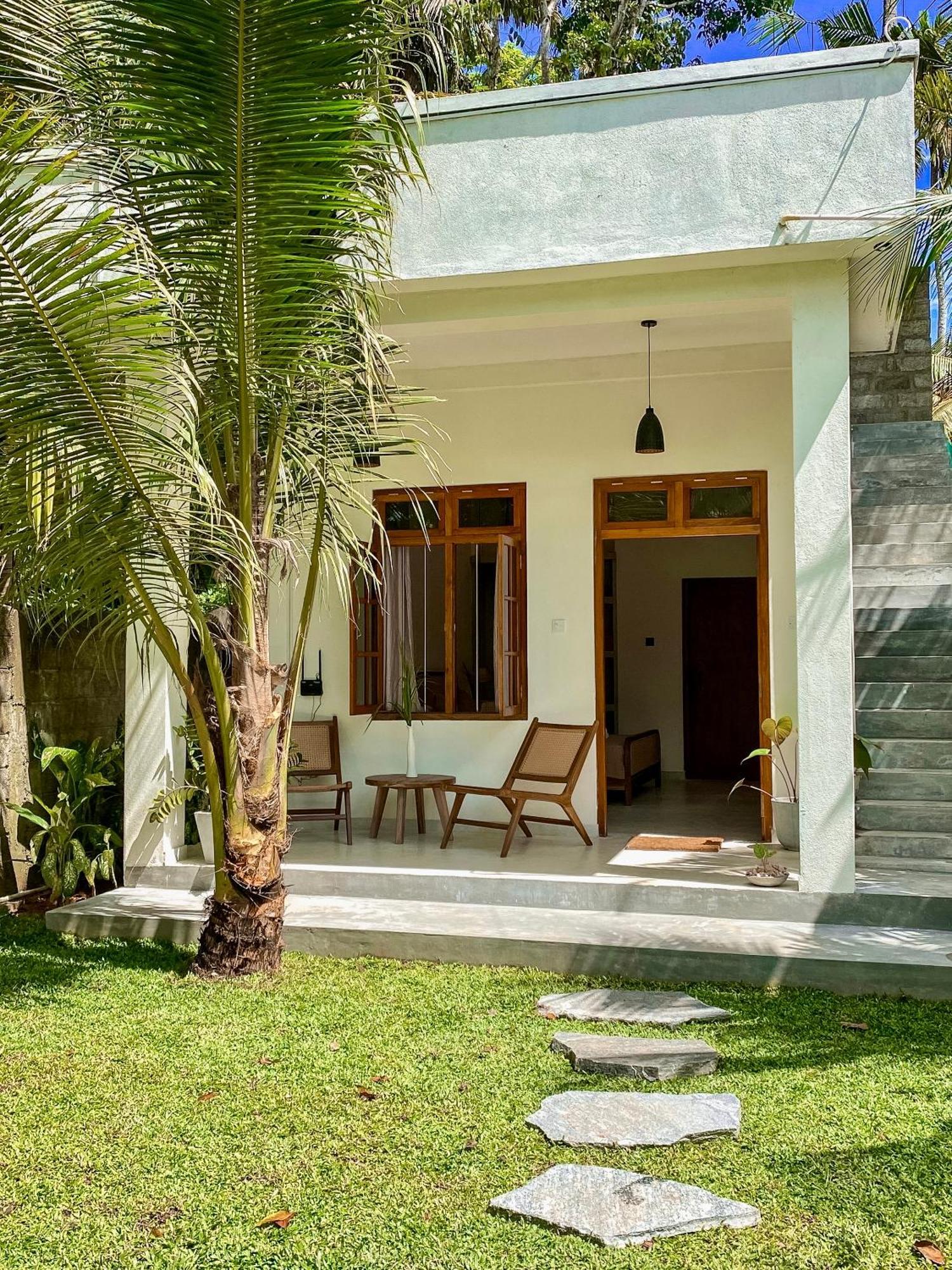 The Palm Private Cottages Midigama Luaran gambar